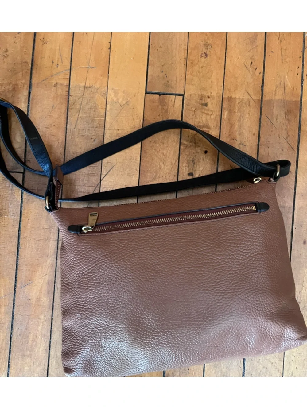 Fossil Kinsley Brown and Black Leather Crossbody with Textured Accent